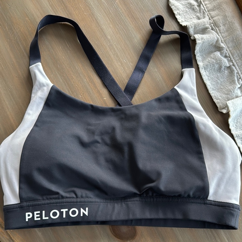 Peloton Black and Gray Performance Sports Bra